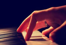 多多28官网：147次打进排名赛八强！希金斯超越奥沙利文成斯.